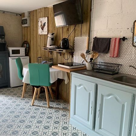 Petit Gite A La Ferme Des Buttons Rosnay  Экстерьер фото
